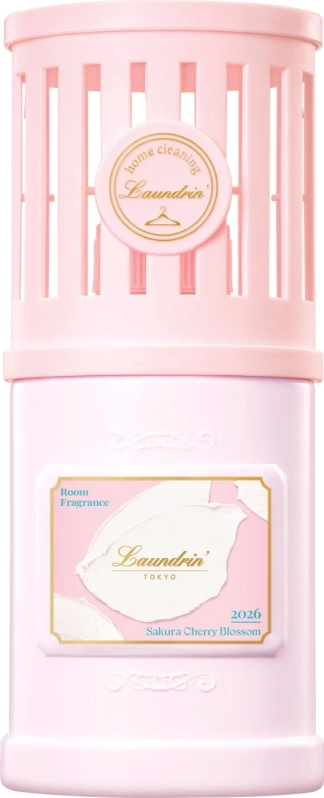 ピンク色のランドリンのルームフレグランスで、桜の香りの限定品です。上部には「home cleaning」の文字とハンガーのロゴがあり、下部には「TOKYO 2026 Sakura Cherry Blossom」と記載されています。